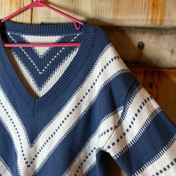 Vintage 90s Navy and White Striped V-Neck Sweater - Picture 2 of 2